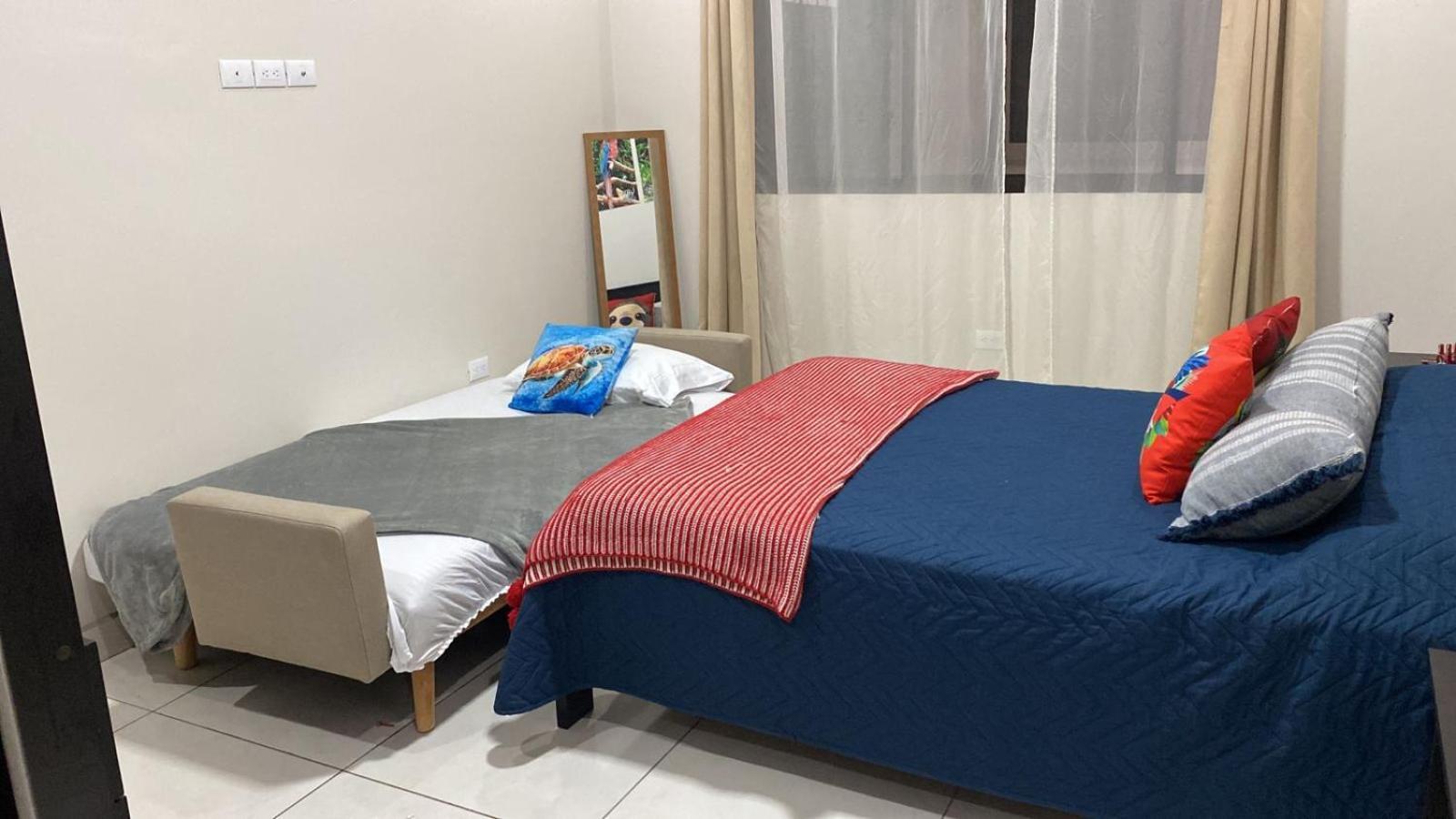 Pura Vida Apartment. 5 Min From Airport Alajuela Ngoại thất bức ảnh